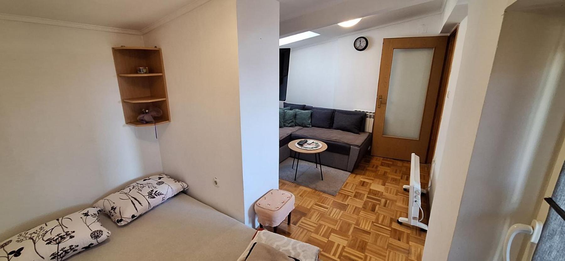 Apartman Ellye Lukavica Dış mekan fotoğraf